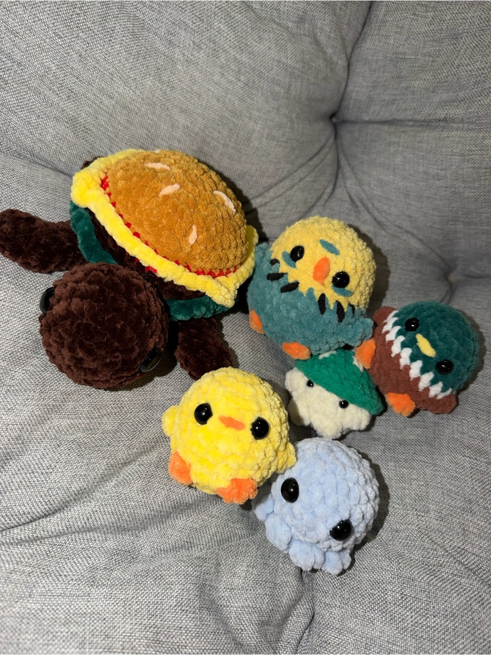 Set of 6 Knit Plush Critters ft. burger turtle, birds, mushroom, and octopus 🧶